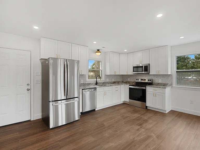 7 Browndale Rd — Photo 5