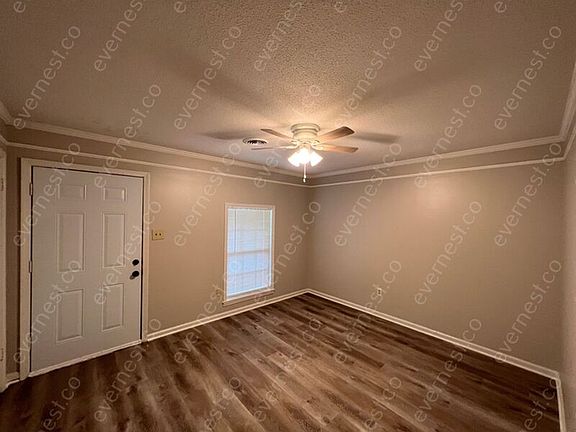 2nd image of 5625 Ashford Dr