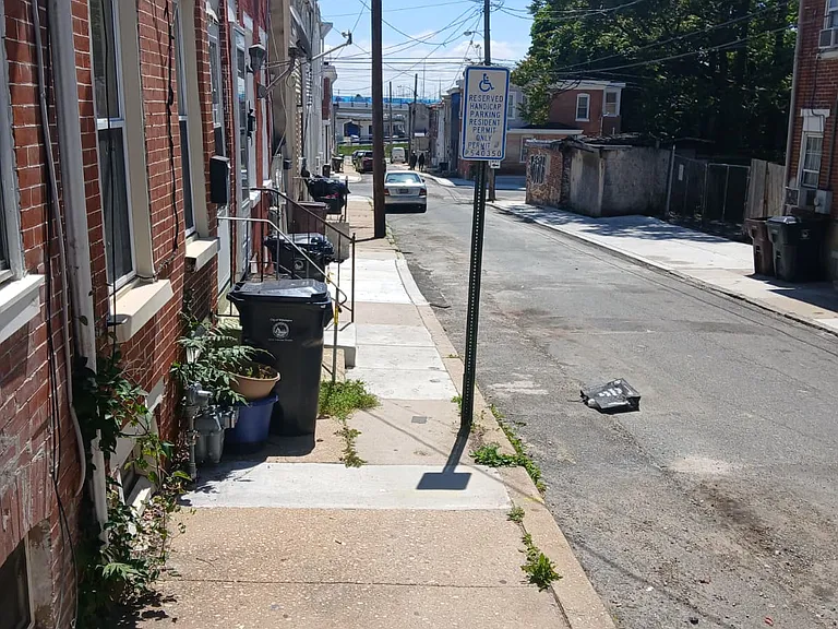 1117 Pleasant St — Photo 4