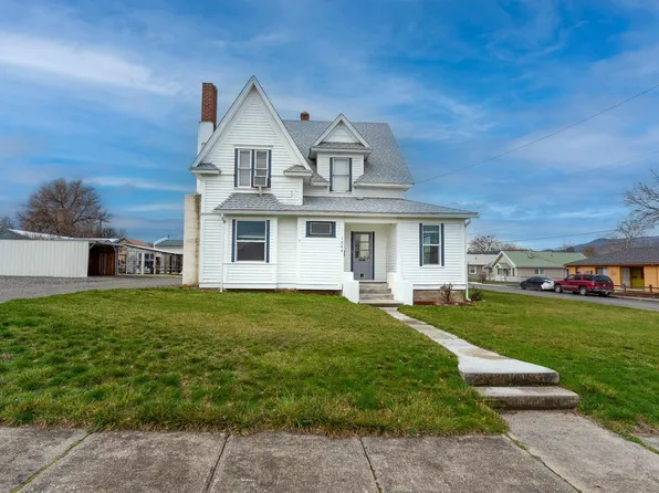 1200 McCarroll St, Clarkston, WA 99403