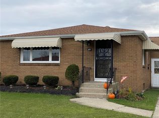 69 Constance Ln, Buffalo, NY 14227