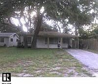 2nd image of 560 La Plaza Ave S