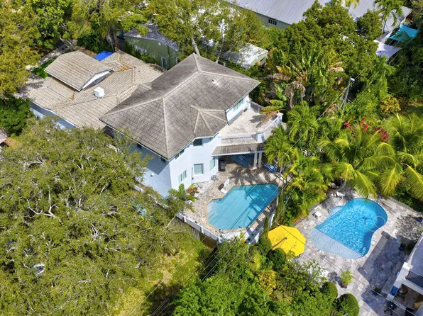 1020 SE 11th Street, Fort Lauderdale, FL 33316