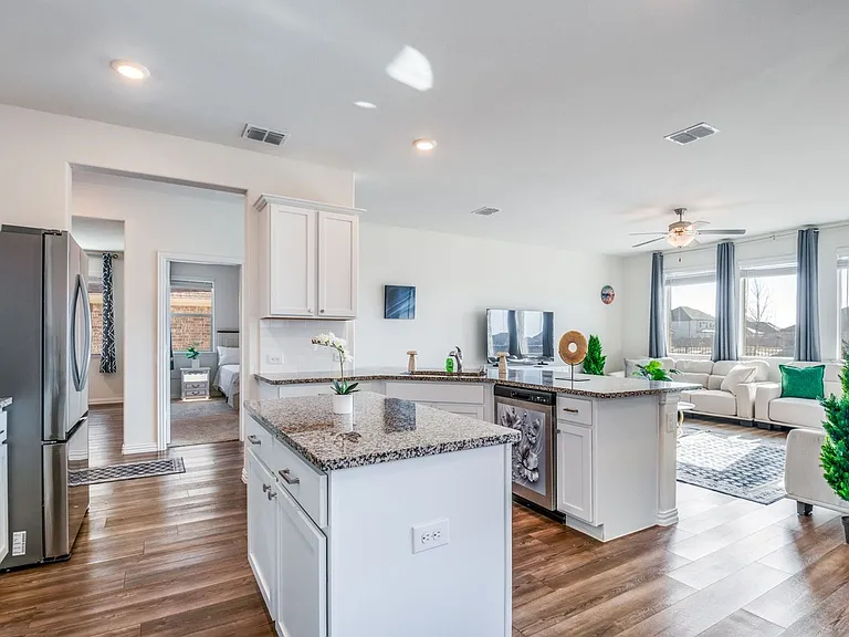 844 Lauren Grove Ln — Photo 6