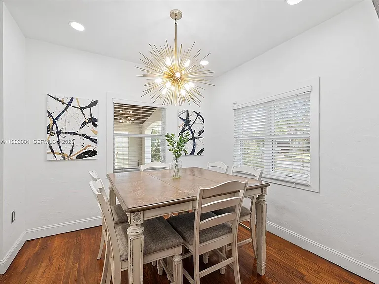 314 Romano Ave — Photo 6