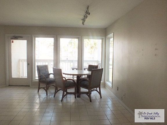 3rd image of 200 Padre Blvd