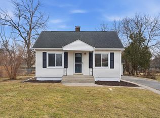 2407 W 78th Ave, Merrillville, IN 46410