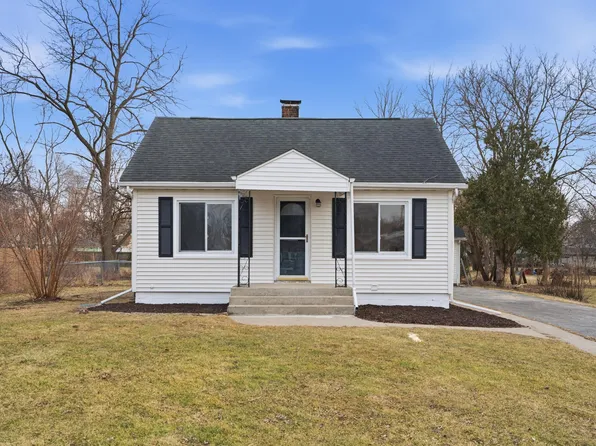 2407 W 78th Ave, Merrillville, IN 46410