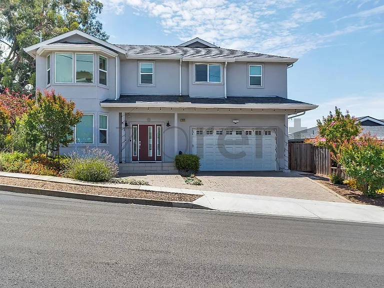 1109 Palisade St — Photo 1
