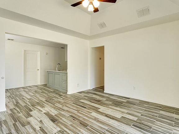 3rd image of 2218 Augusta Dr