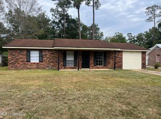 15308 Lansing Dr, Biloxi, MS 39532