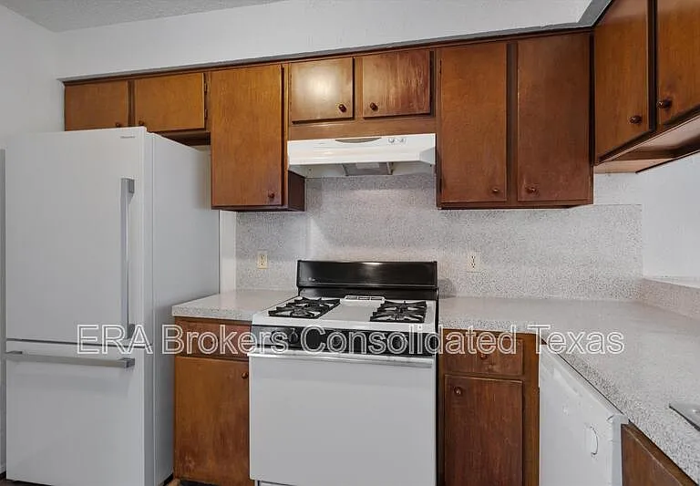 5304 Indio Cir — Photo 12