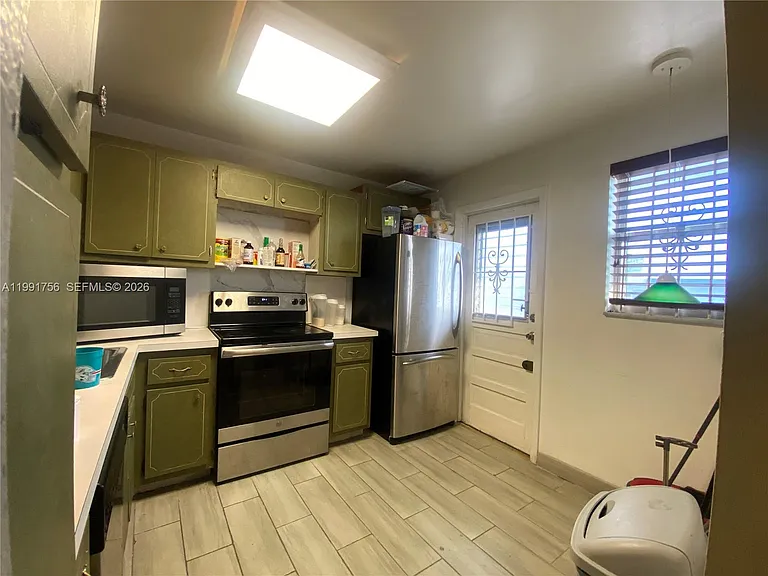 443 NE 195th St #436 — Photo 9