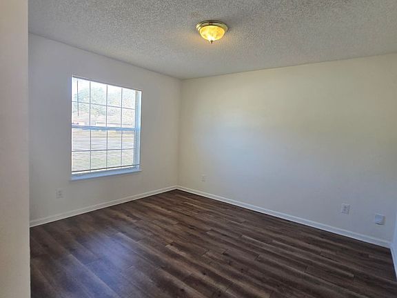 5th image of 7910 Georgia Jack Dr N