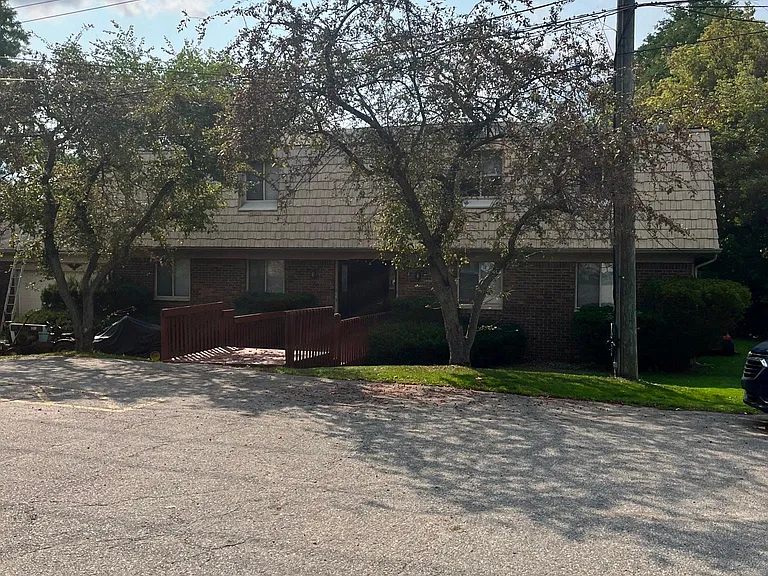10103 Dixie Hwy #9 — Photo 1