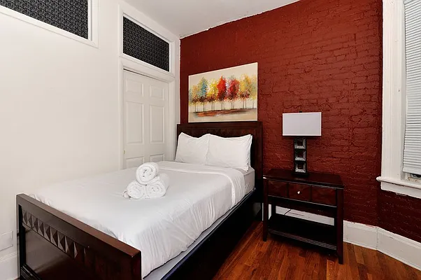 Rented by Eisenberg Exclusives | media 32