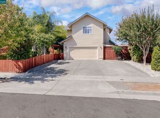 1795 Walnut Creek Dr, Santa Rosa, CA 95403