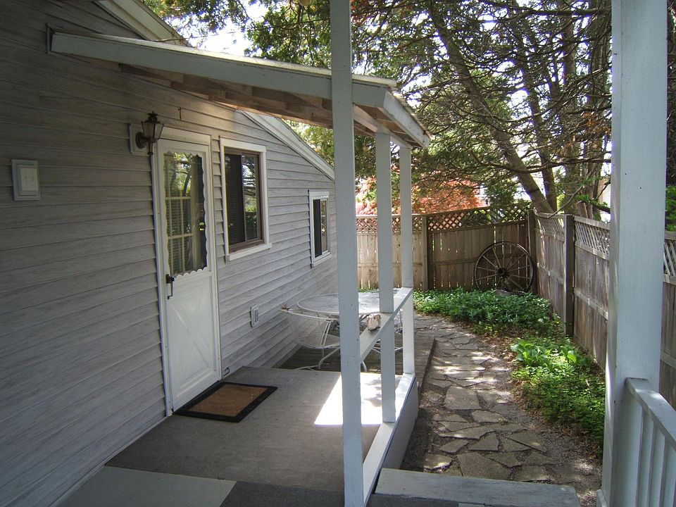 1st image of 3263 N Lakeshore Dr #7