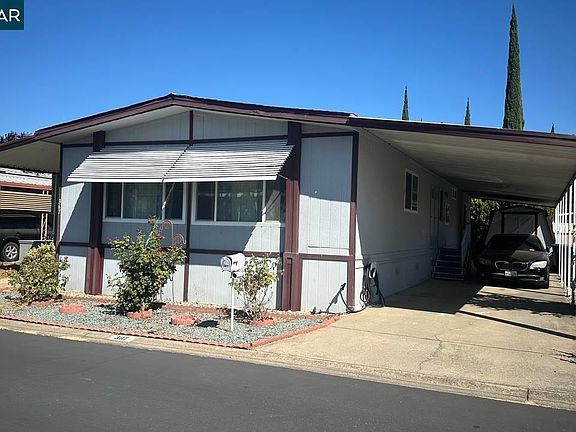 2nd image of 367 Ravine Cir