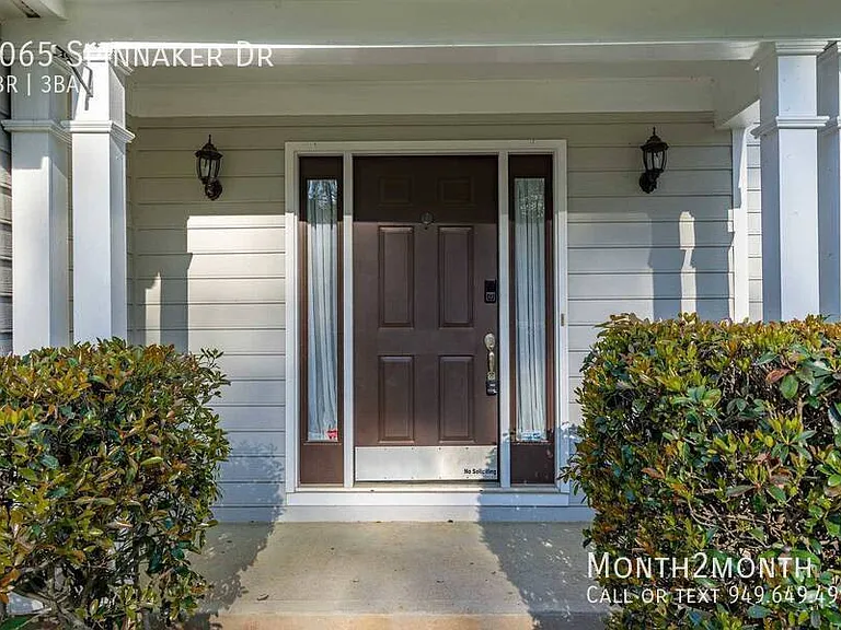4065 Spinnaker Dr — Photo 35