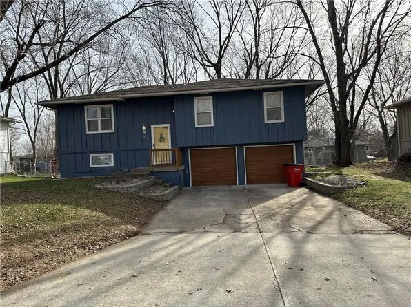 1619 SE Kingsway St, Oak Grove, MO 64075