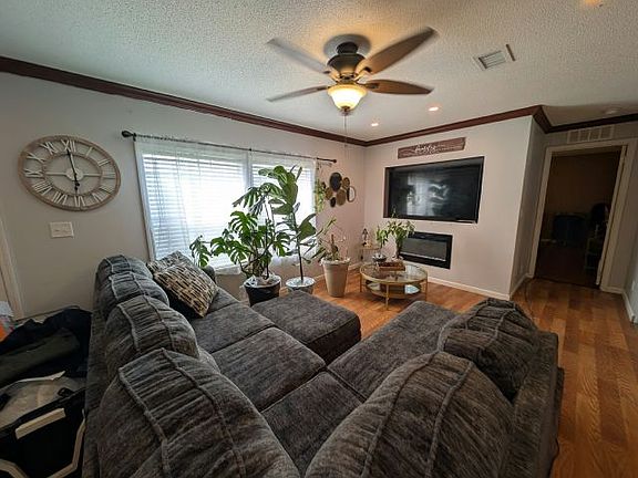 3rd image of 388 Winter Ln #388