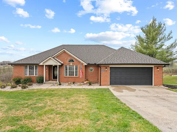 3032 Woodfield Cir, Richmond, KY 40475