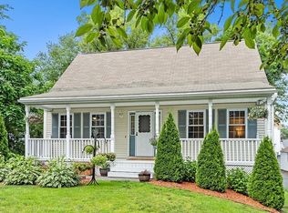 20 Laurie Dr, Leominster, MA 01453