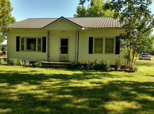 1321 Cole Ln, Belvidere, TN 37306