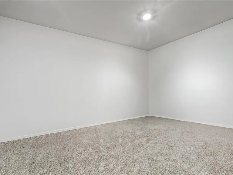 107 Meander Dr — Photo 18