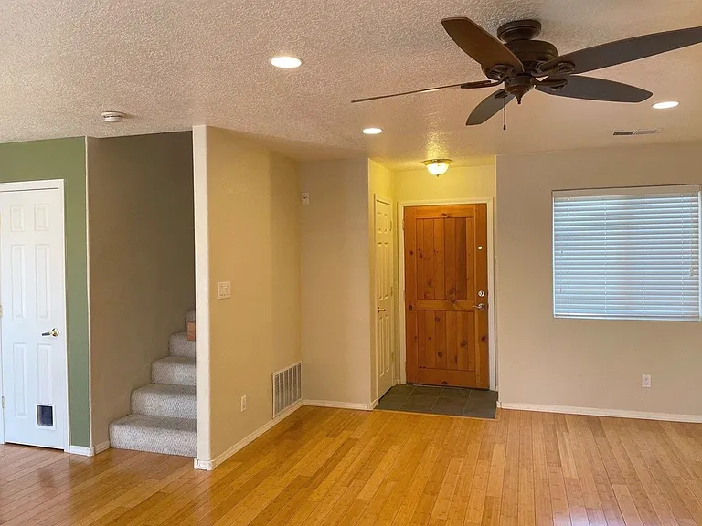 1809 Black Gold St SE — Photo 9