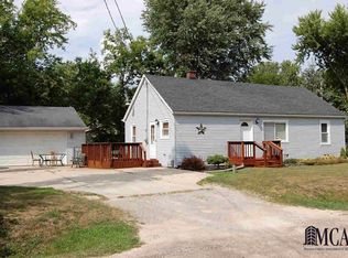 2500 Pinewood Rd, Temperance, MI 48182