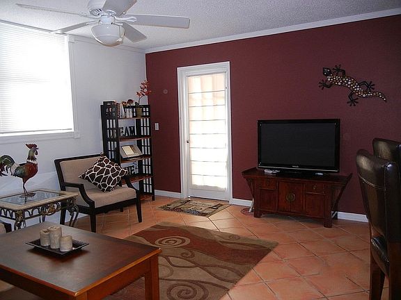 Flat Screen, door to Balcony