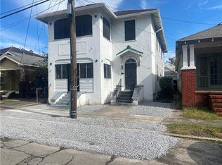 1031 Valmont St, New Orleans, LA 70115