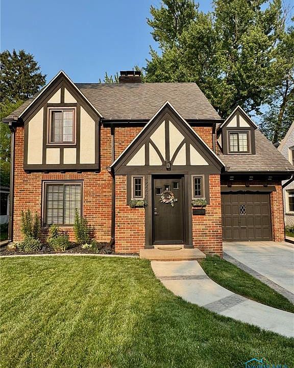 1st image of 3244 Wendover Dr