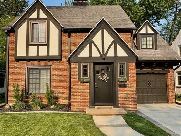 3244 Wendover Dr, Toledo, OH 43606