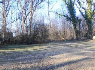 210 Nichols Ave, Roxboro, NC 27573