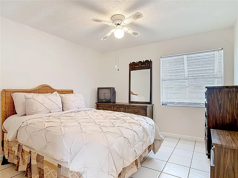 110 Cypress Woods Ct #7D — Photo 20