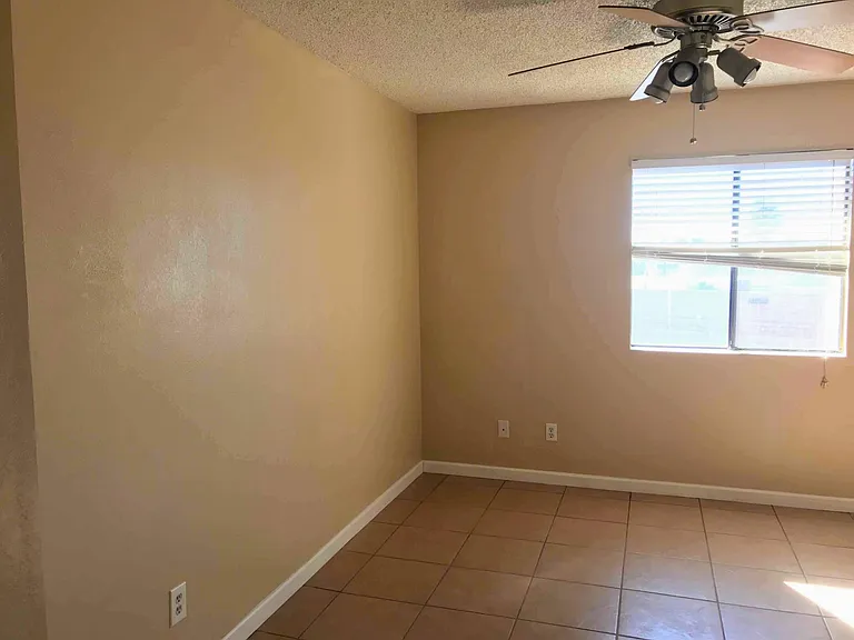 Guest bedroom