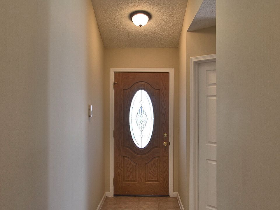 1st image of 7760 Rockridge Dr W
