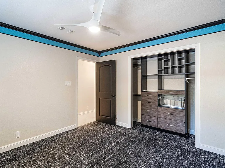 3215 Sesbania Dr — Photo 24