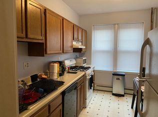 21 Sutherland Rd APT 16, Brighton, MA 02135