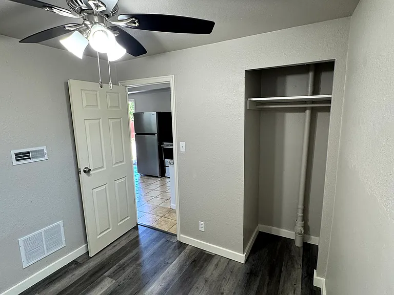 125 N Lincoln Ave #127 — Photo 9