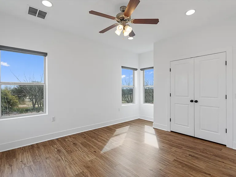 3120 Tom Miller St — Photo 25