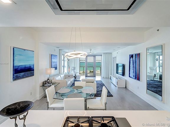 3rd image of 3739 Collins Ave #402
