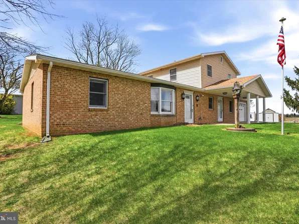 11728 White Hall Rd, Smithsburg, MD 21783