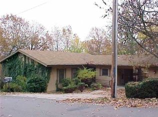 26 Basildon Cir, Bella Vista, AR 72715