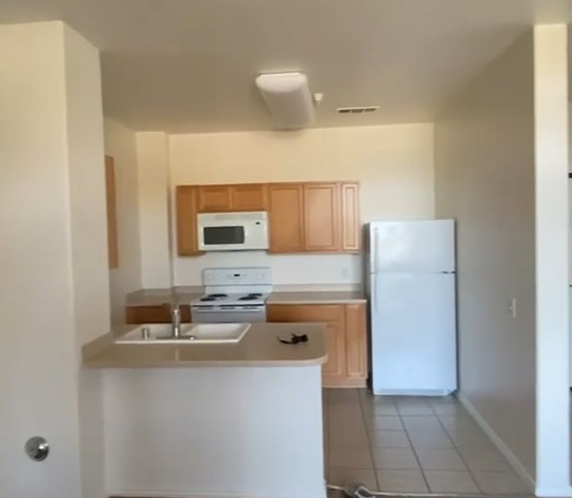 1st image of 41925 5th St Unit 408
