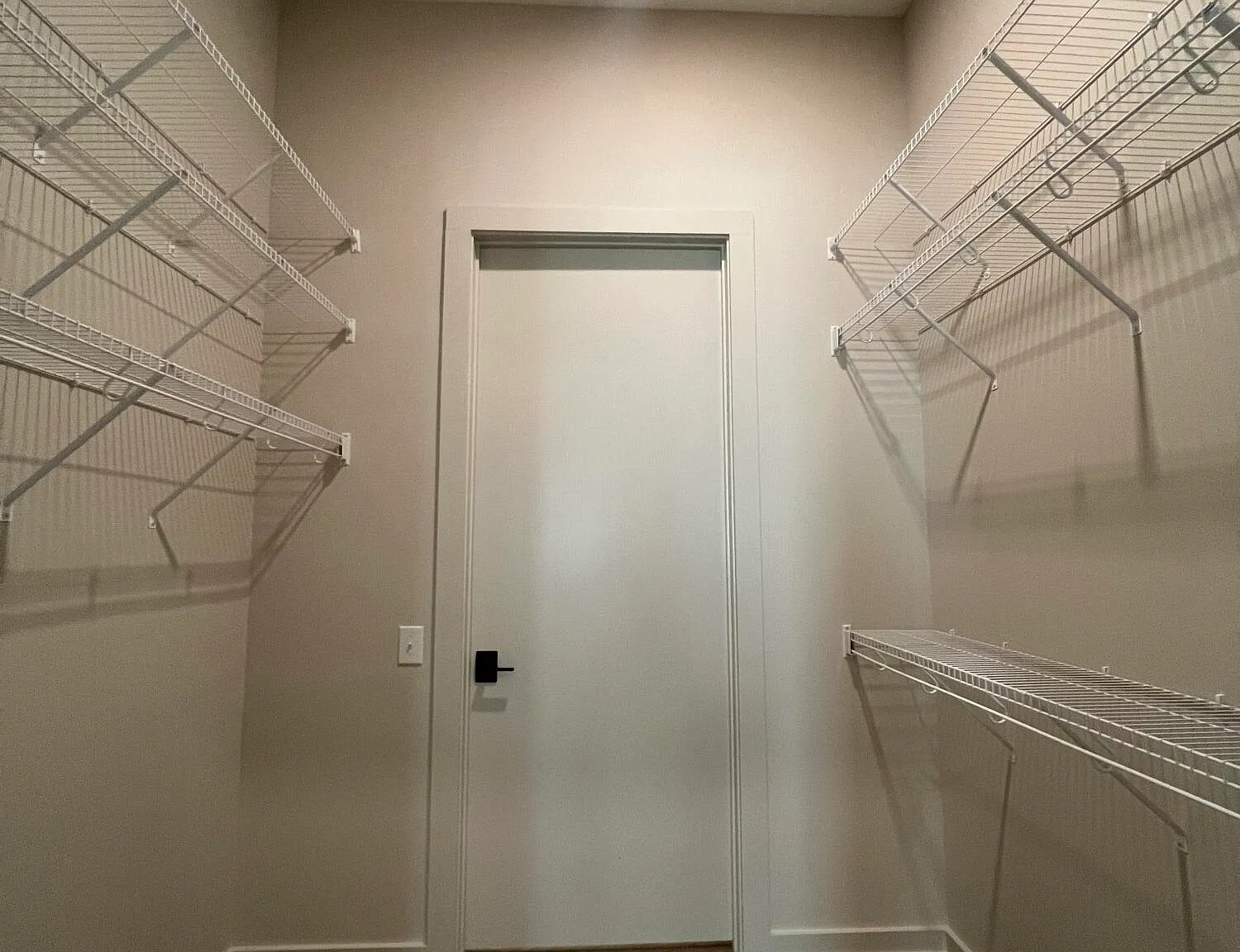1 bed, 1.0 bath, 750 sqft, $1,400 — Photo 4