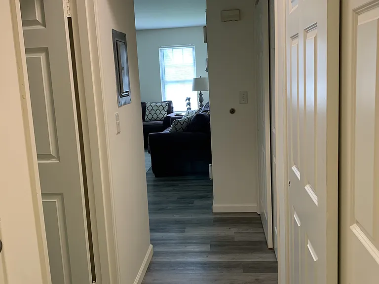 91 Hawthorne Ave #C — Photo 14